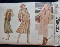 7119 VOGUE 1970S LOOSE PULLOVER COLLAR BUTTON DRESS, VEST PATTERN 10